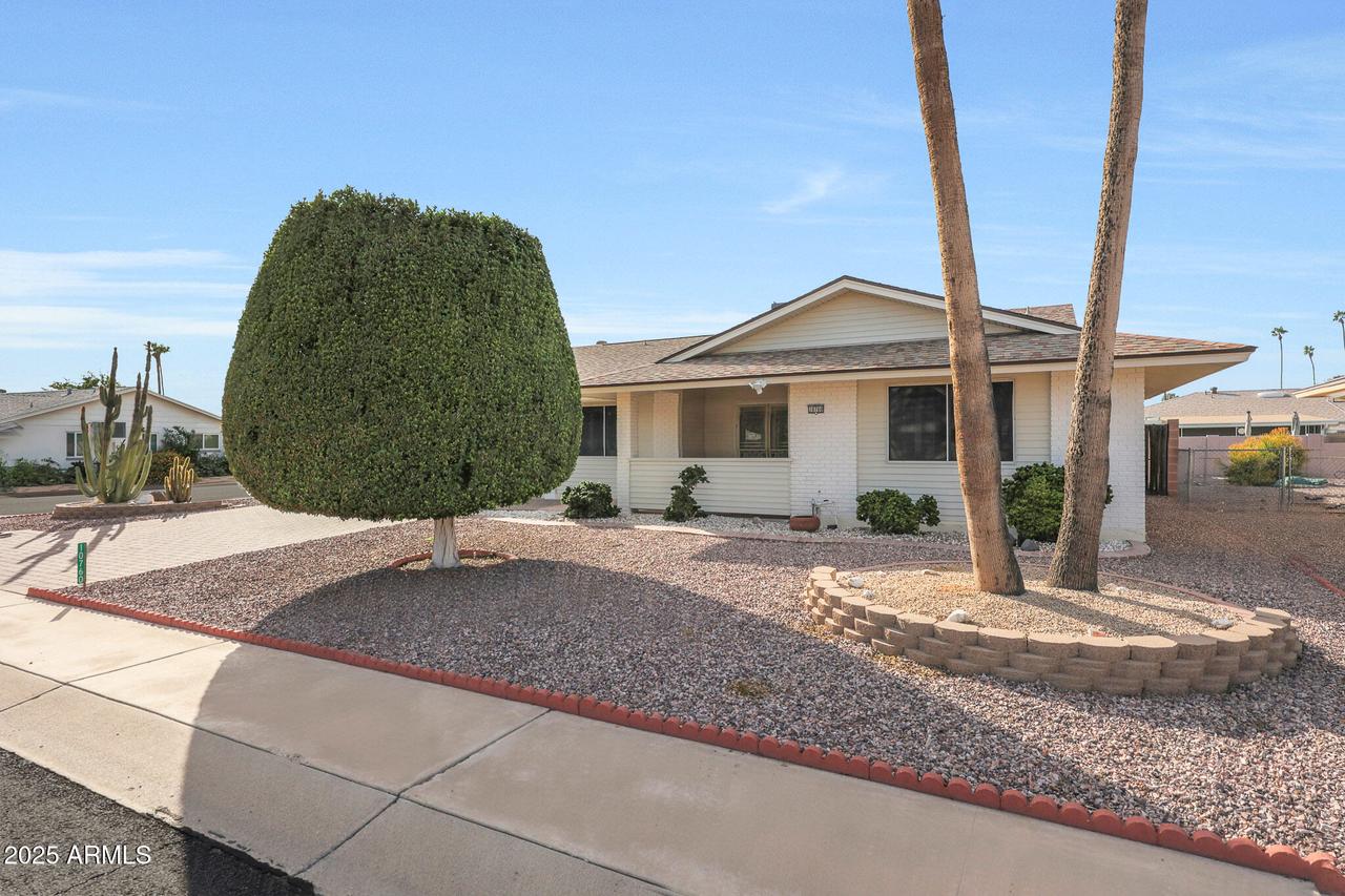 10760 W Saratoga Cir., Sun City, AZ 85351