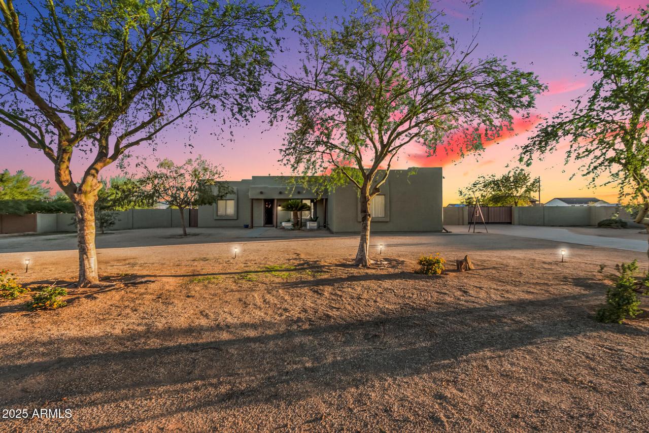 24909 W Red Robin Dr., Wittmann, AZ 85361