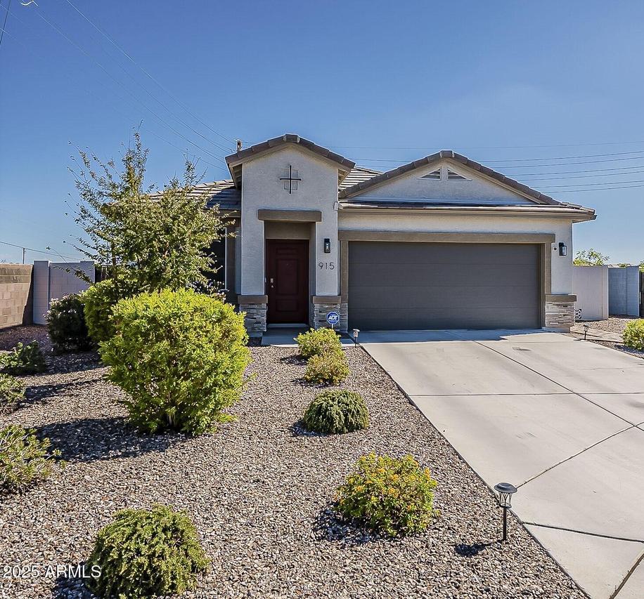 915 W Horro Rd., San Tan Valley, AZ 85143