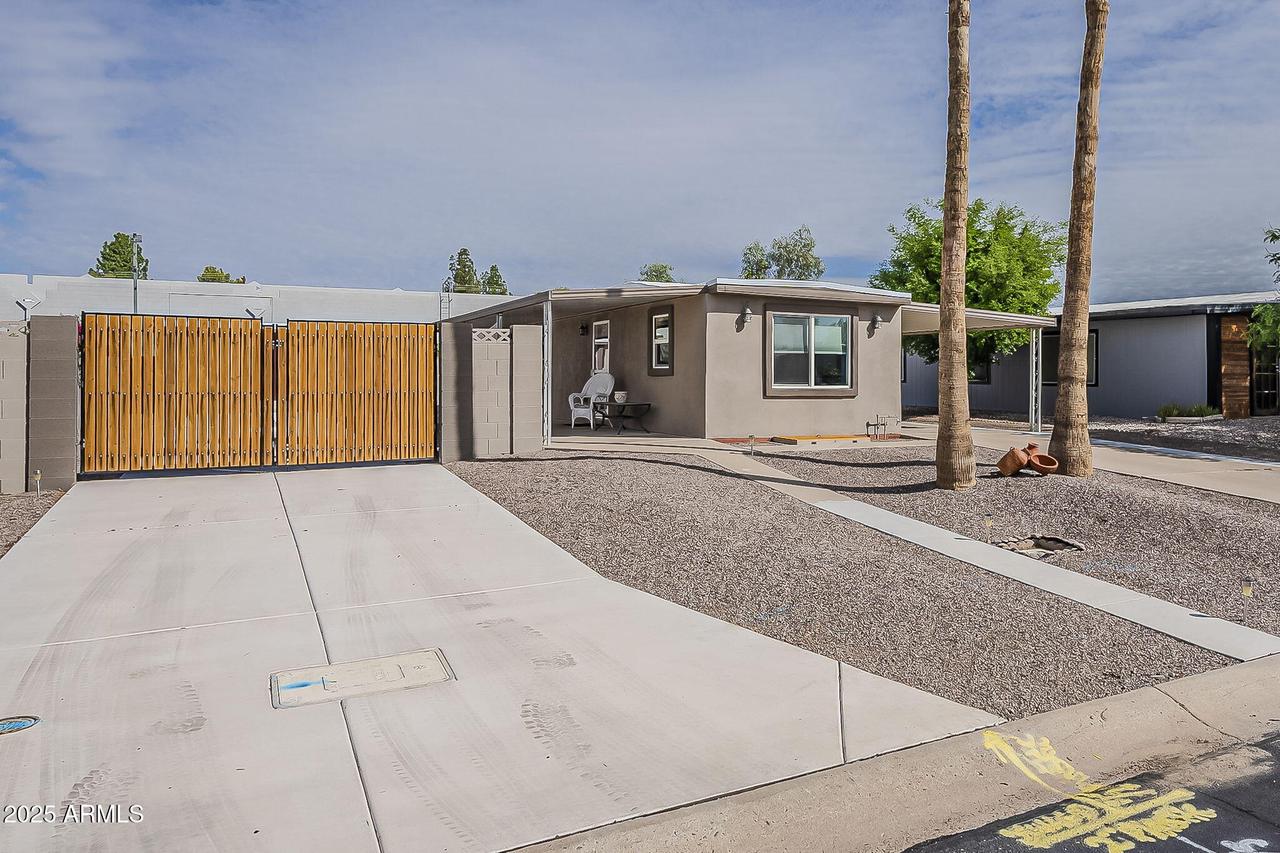 7302 E Abilene Ave., Mesa, AZ 85208