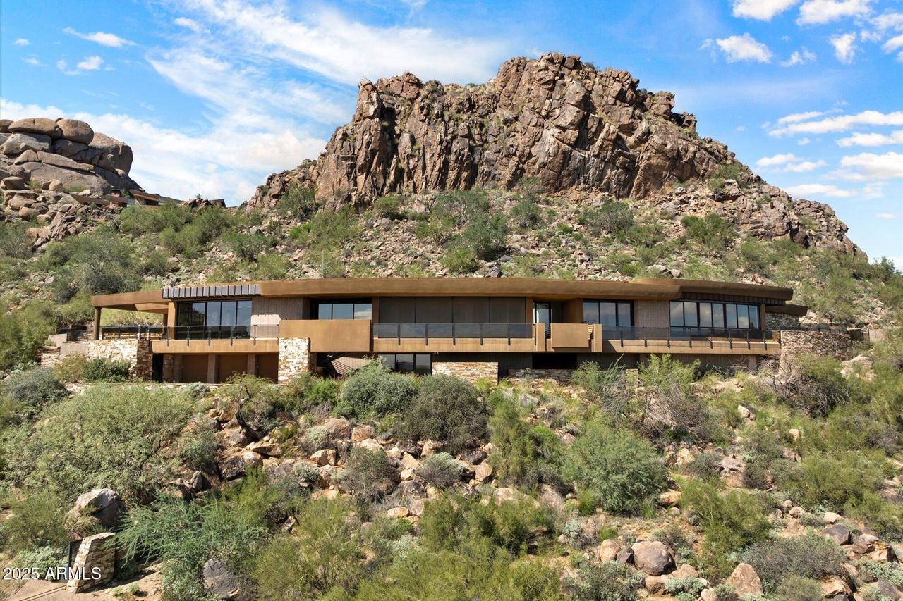 36700 N Lone Eagle Point, Carefree, AZ 85377