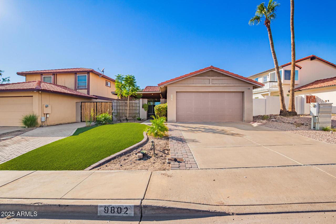 9802 S 44th St., Phoenix, AZ 85044