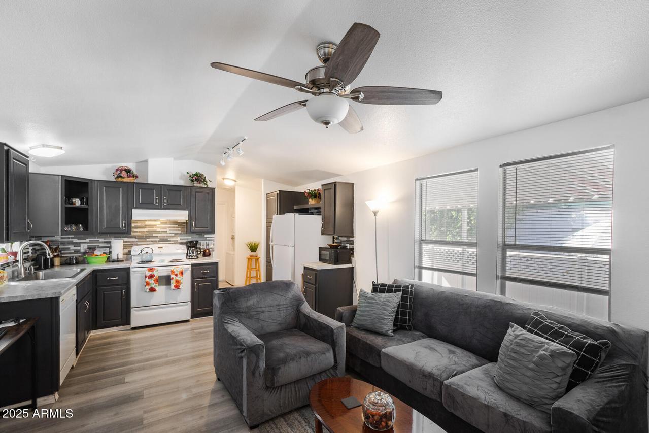 1635 E Libby St., Phoenix, AZ 85022