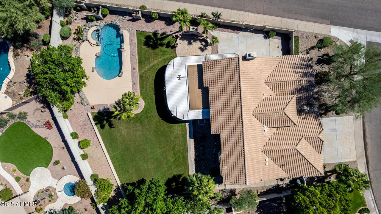 1304 W Amberwood Dr., Phoenix, AZ 85045