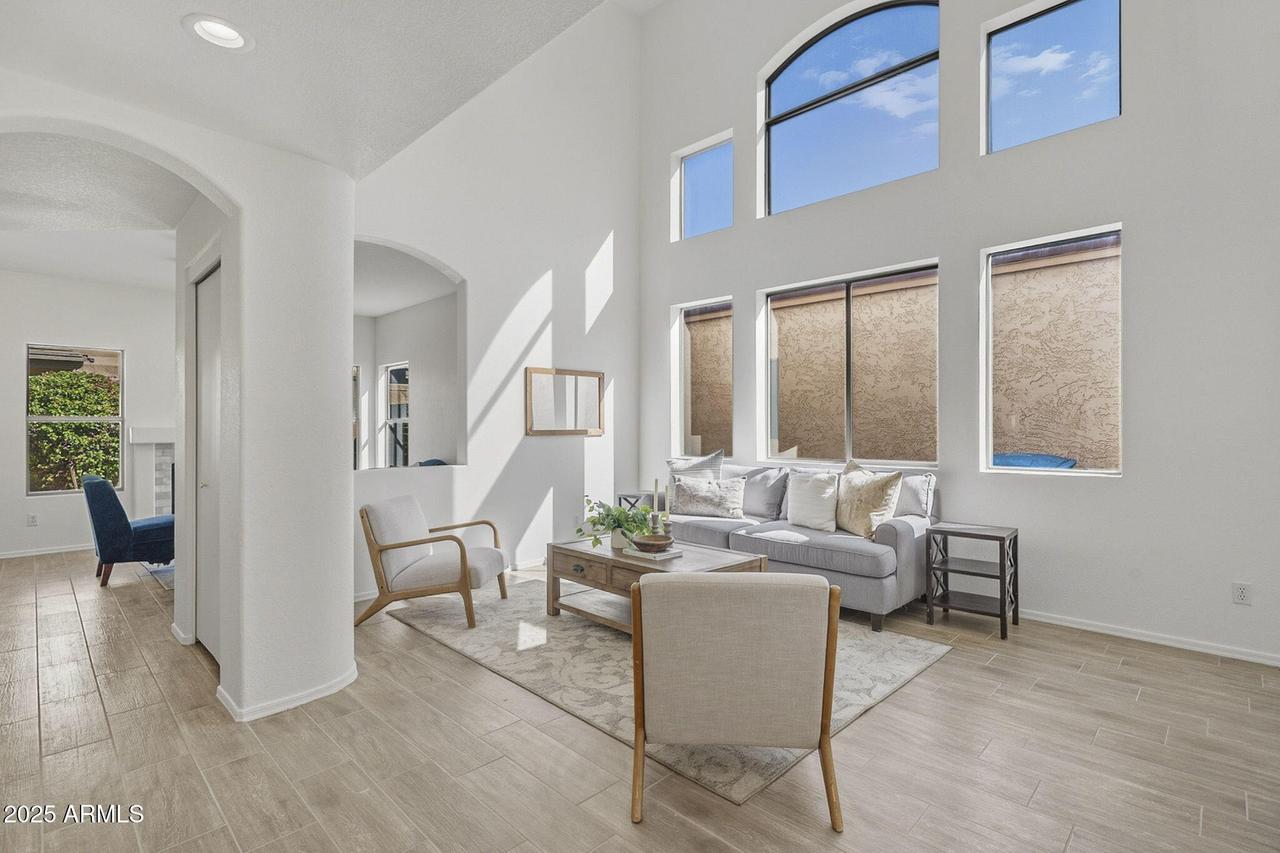 1308 W Wahalla Ln., Phoenix, AZ 85027