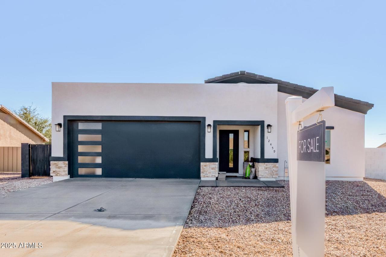 12459 W Lobo Dr., Arizona City, AZ 85123