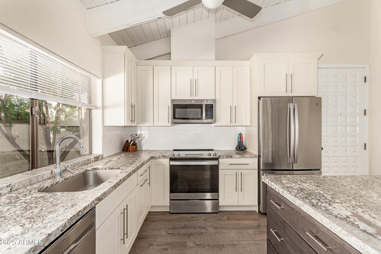 5522 N 71st St., Paradise Valley, AZ 85253