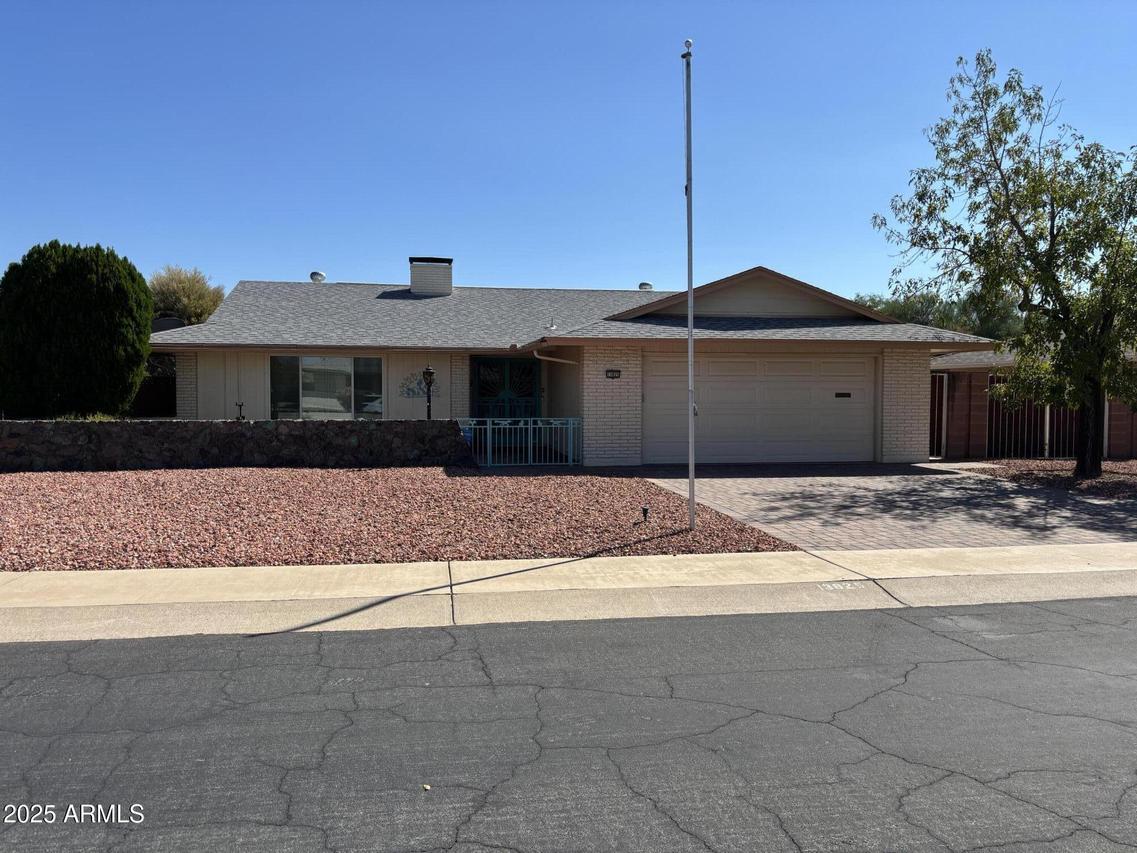 13825 N Kaanapali Dr., Sun City, AZ 85351