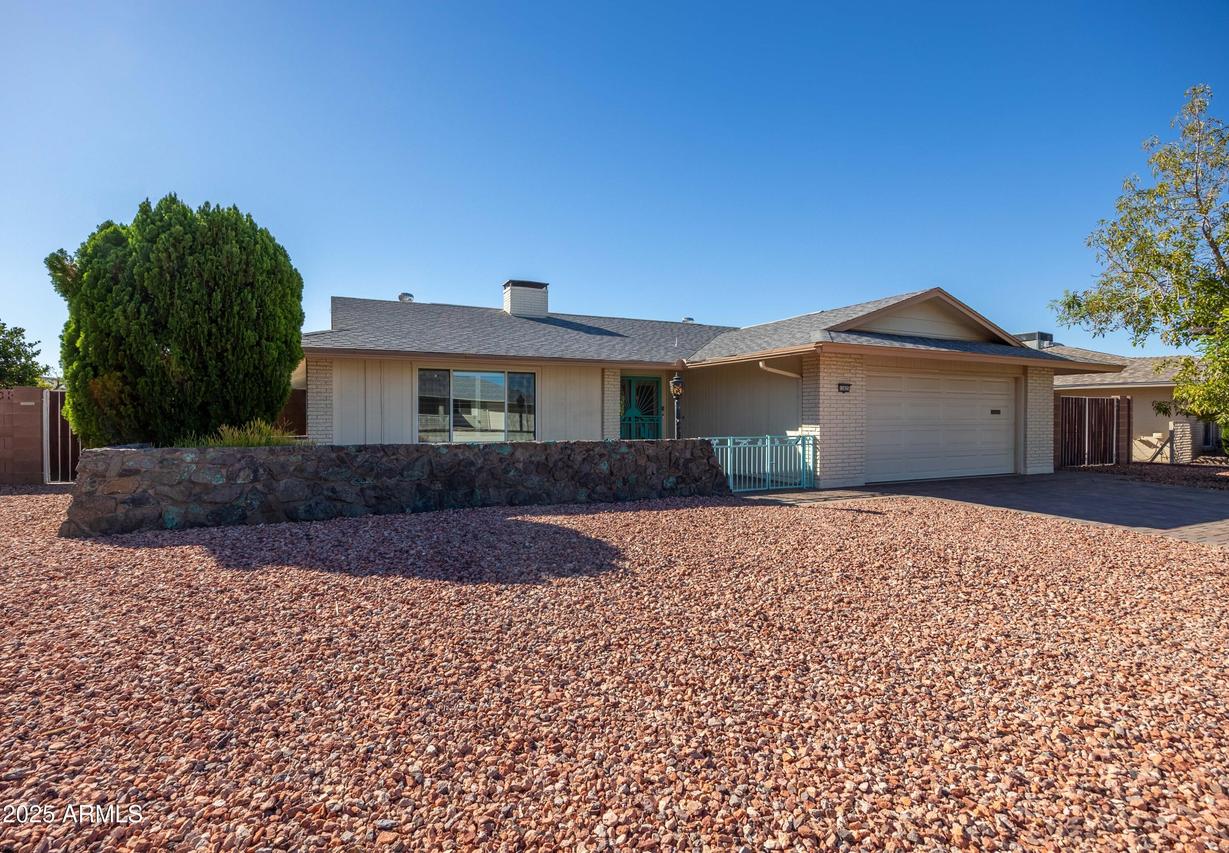 13825 N Kaanapali Dr., Sun City, AZ 85351