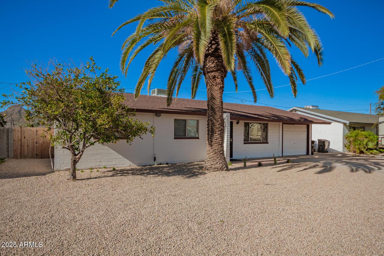 15232 N 26th St., Phoenix, AZ 85032