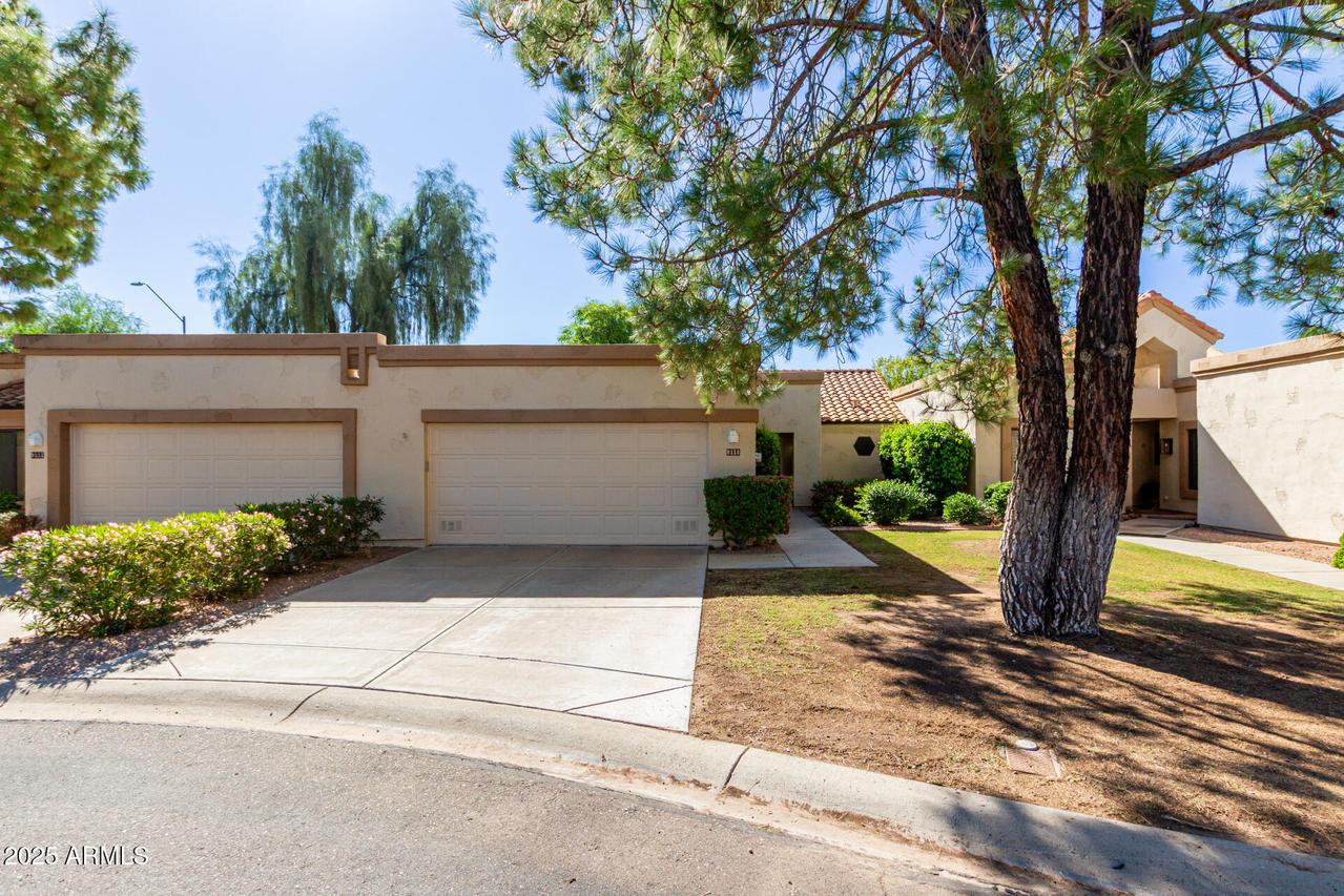 9113 W Kimberly Way, Peoria, AZ 85382