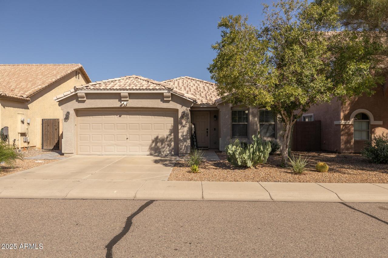 3826 W Goldmine Mountain Dr., San Tan Valley, AZ 85144