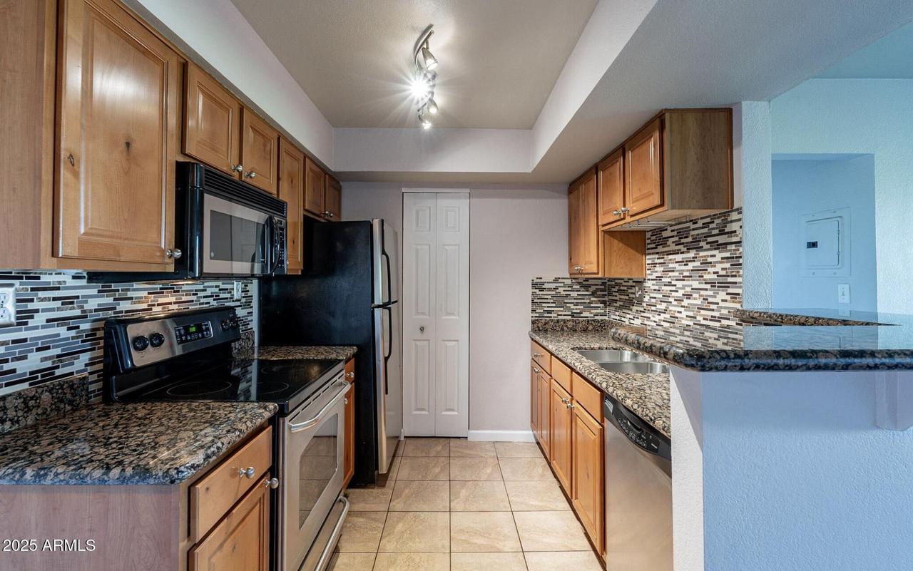 5877 N Granite Reef Rd. #2203, Scottsdale, AZ 85250