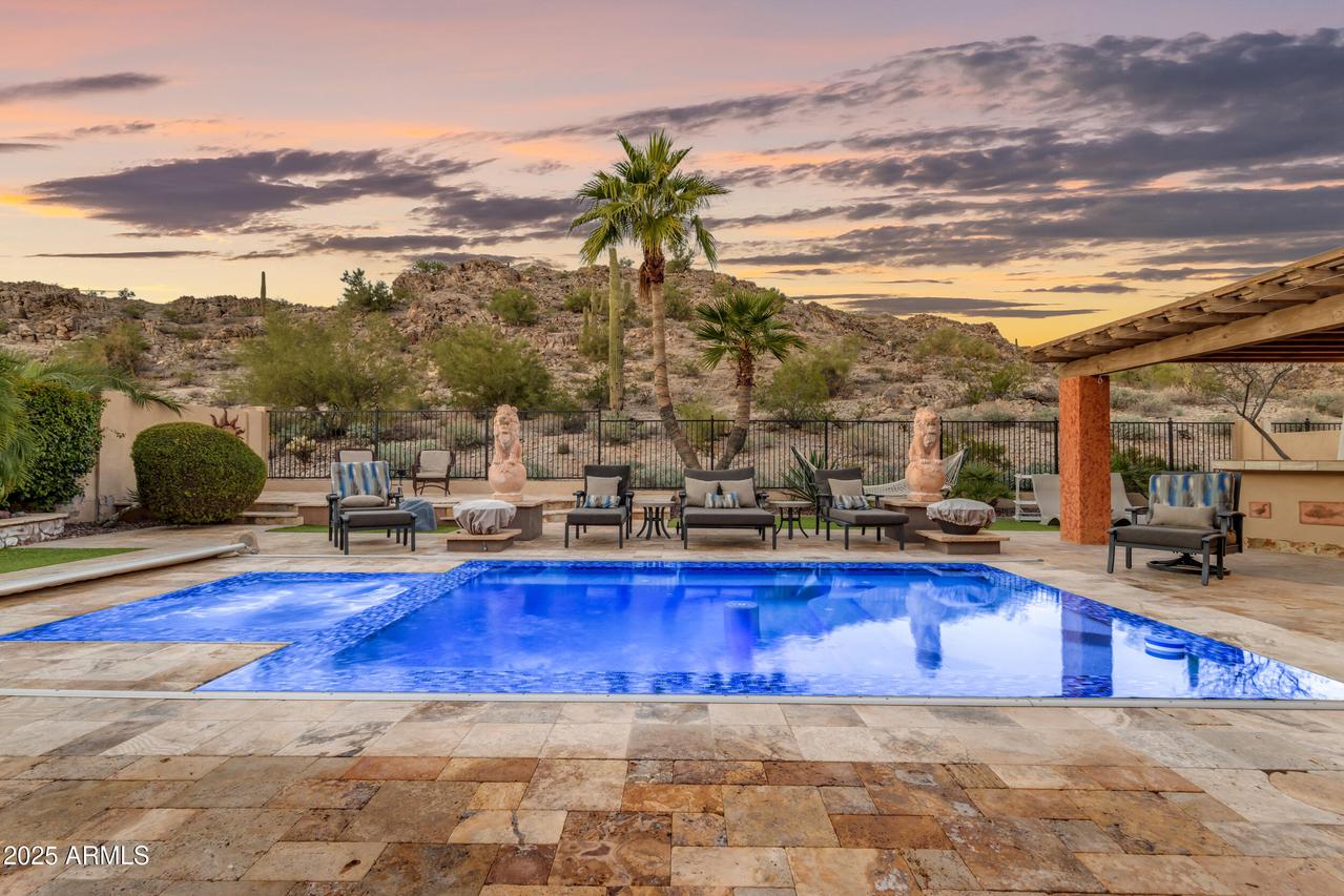 18334 W Desert Trumpet Rd., Goodyear, AZ 85338