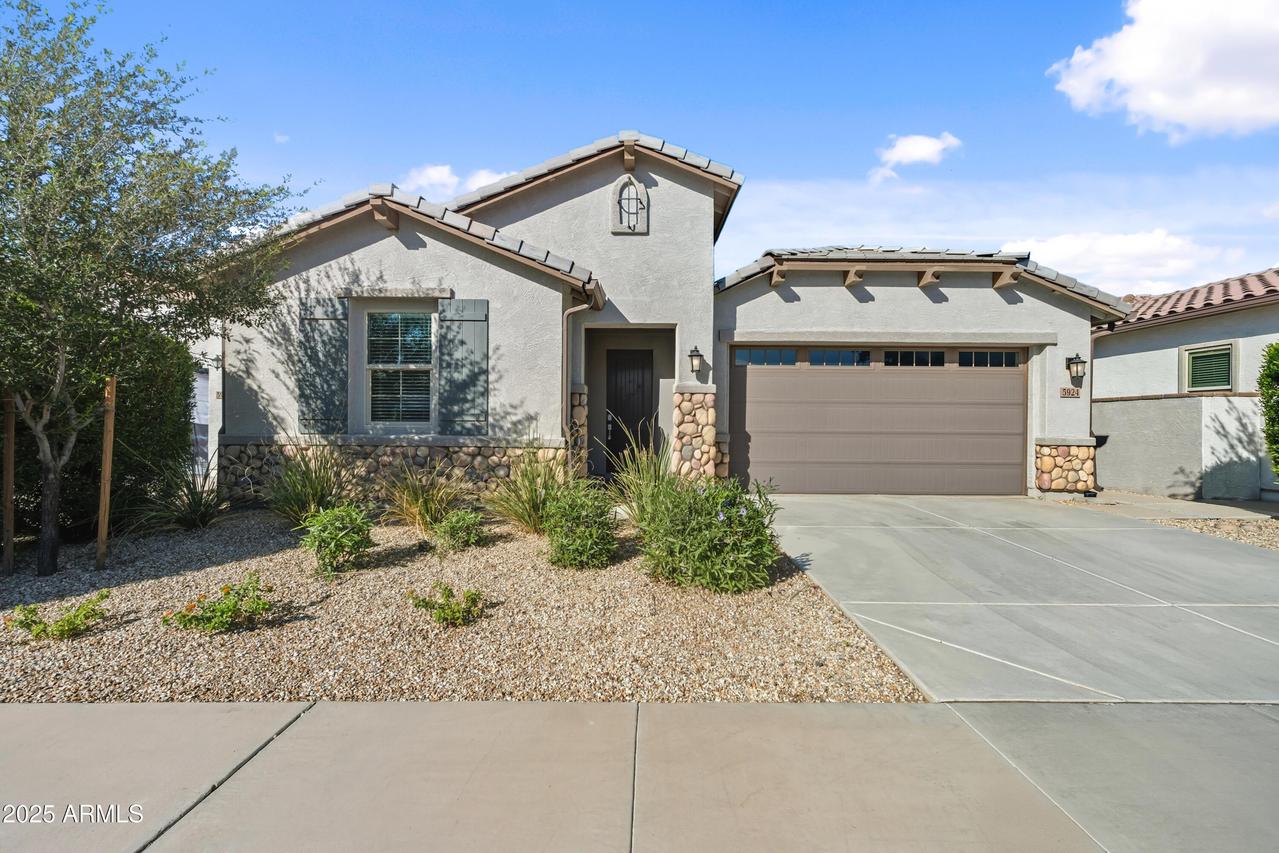 5924 S Cobalt, Mesa, AZ 85212