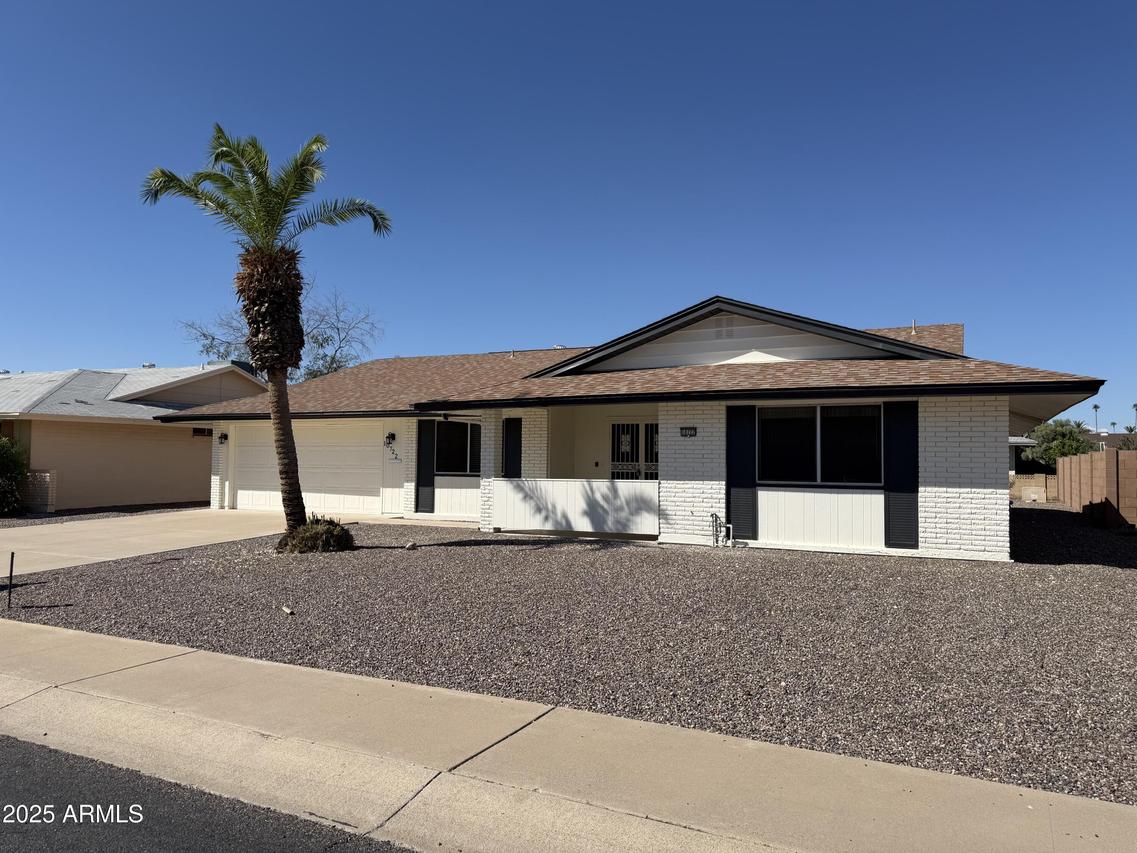 10722 W El Capitan Cir., Sun City, AZ 85351