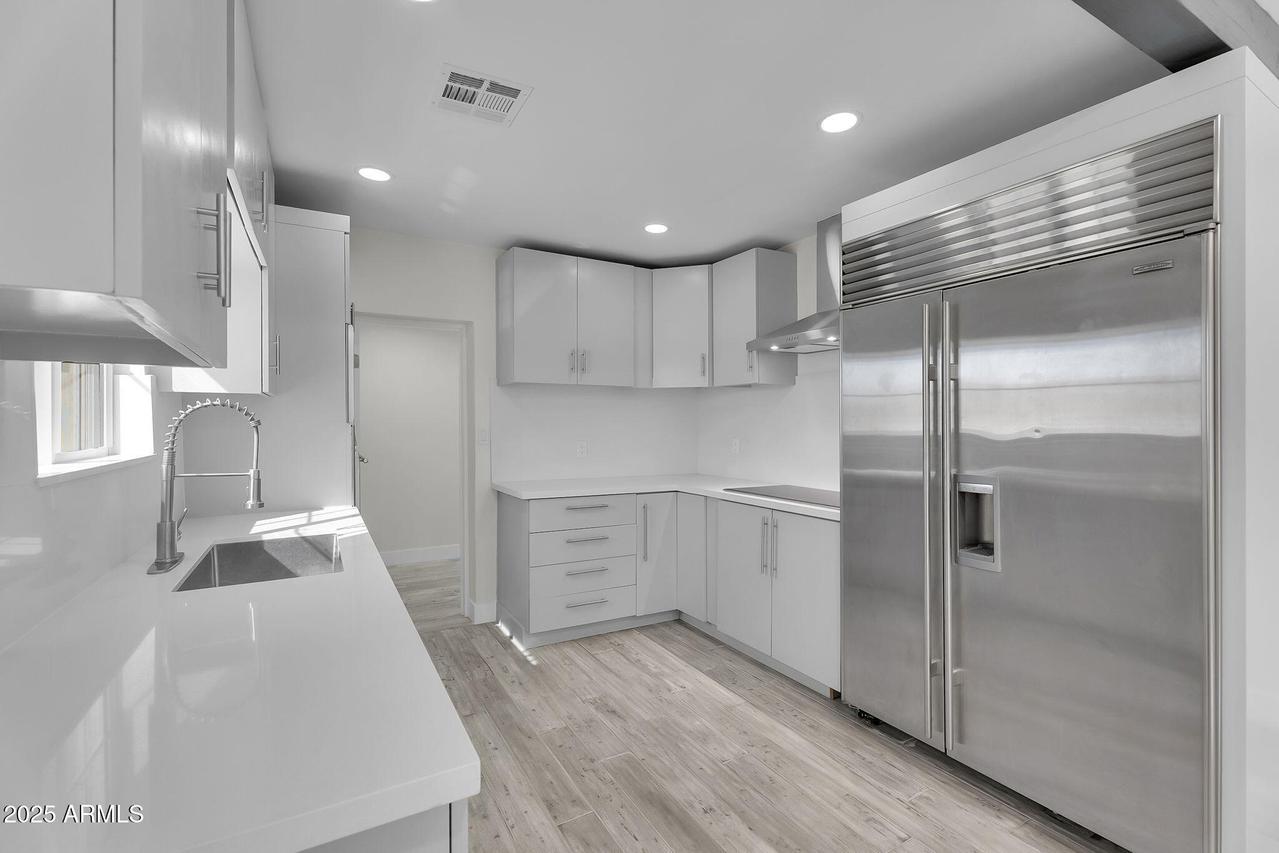 602 N 27th Ave., Phoenix, AZ 85009