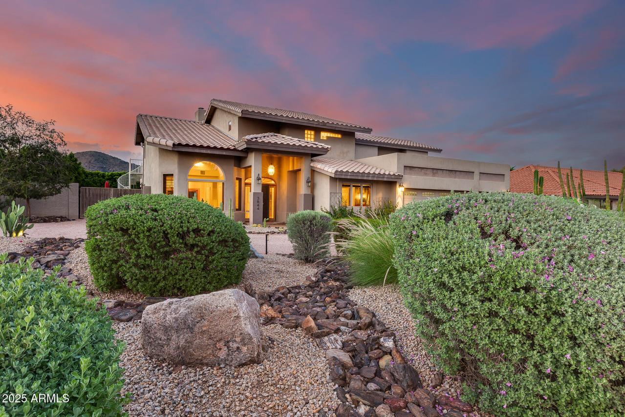 3844 E Equestrian Tr., Phoenix, AZ 85044