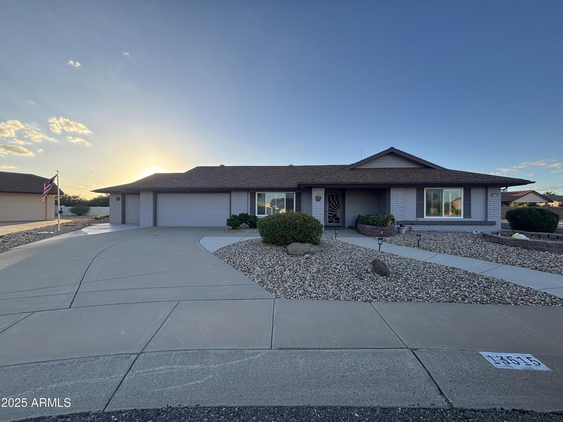 13515 W Gemstone Dr., Sun City West, AZ 85375