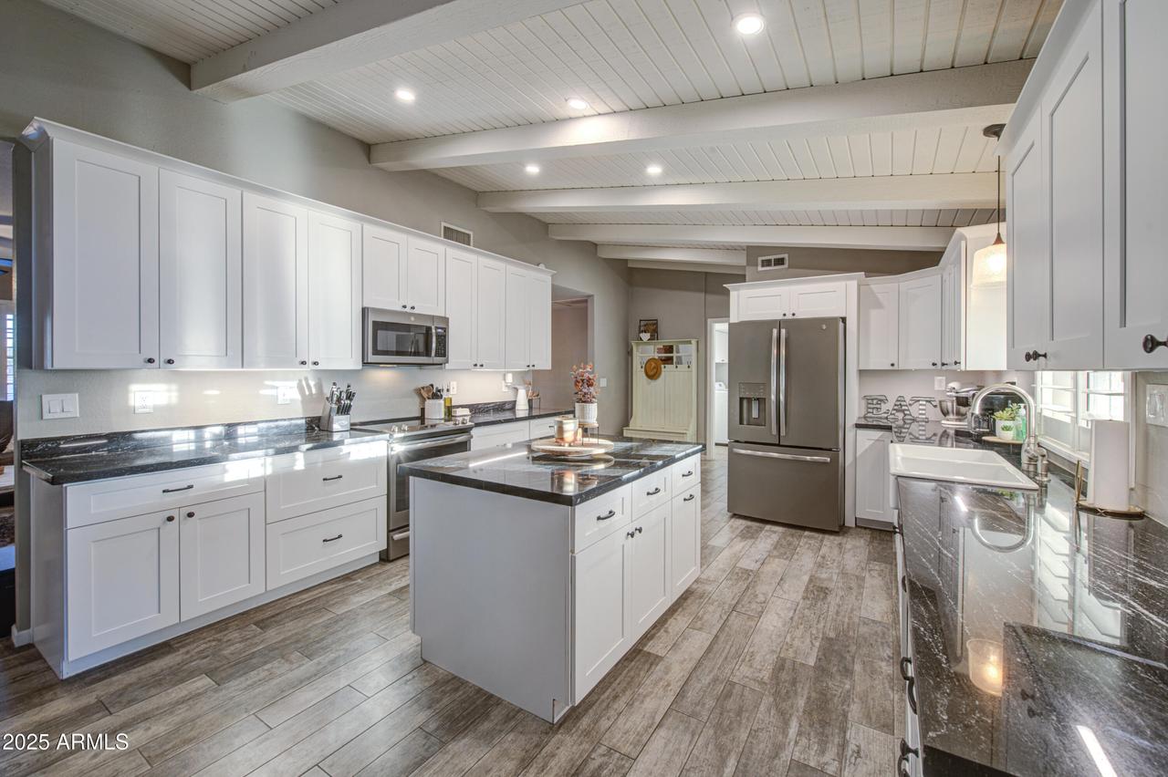 2246 N Forest, Mesa, AZ 85203