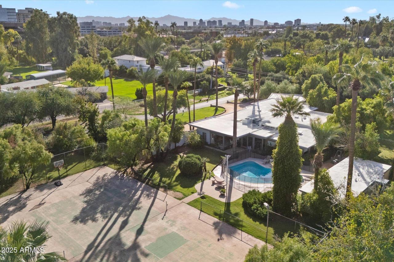 2330 E Colter St., Phoenix, AZ 85016