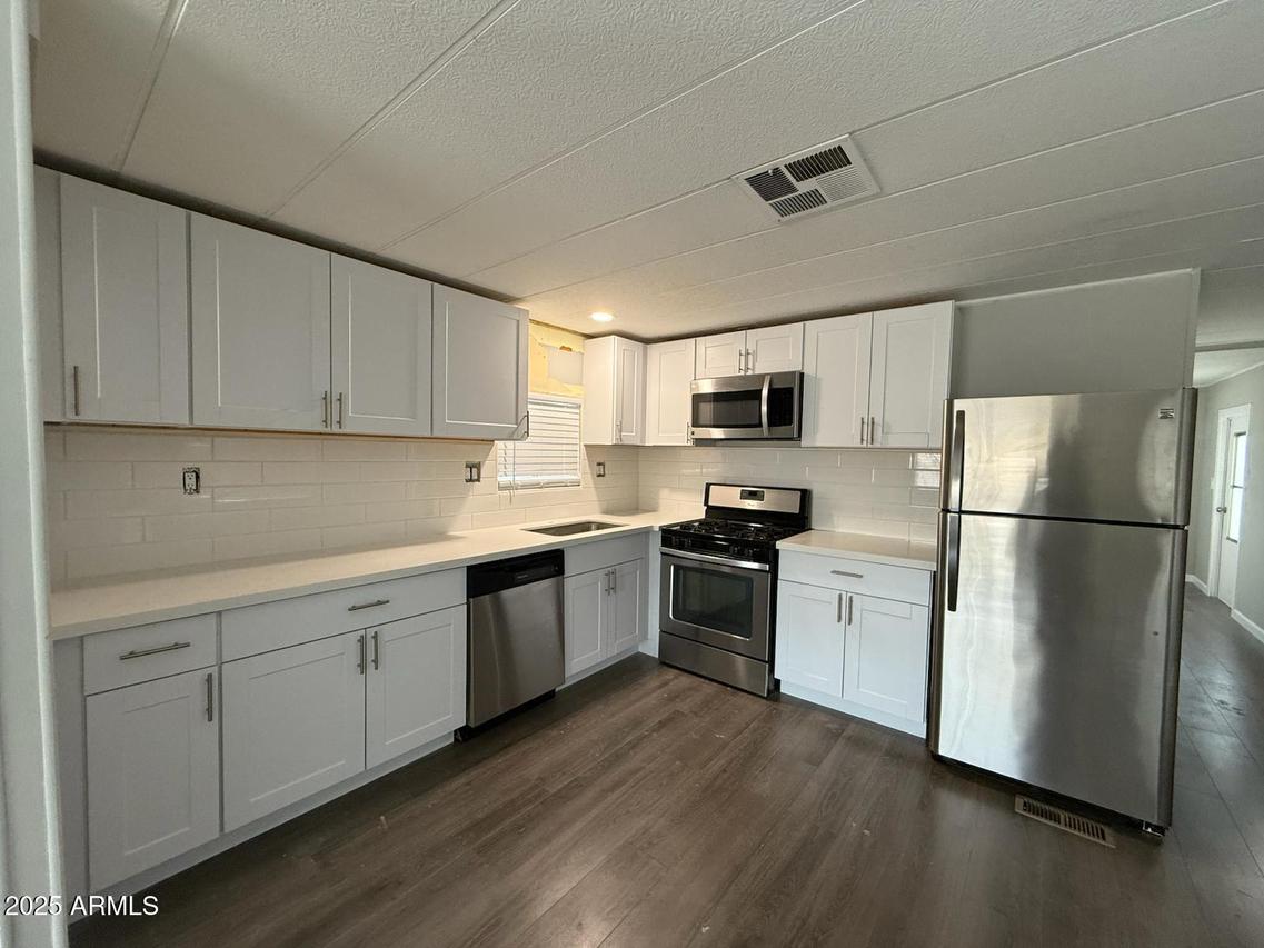 303 S Recker Rd. #200, Mesa, AZ 85206