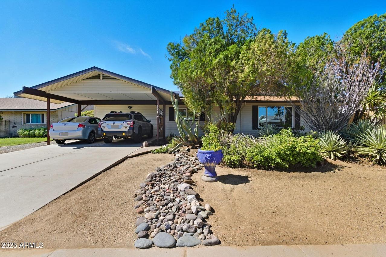 15212 N 37th Ave., Phoenix, AZ 85053