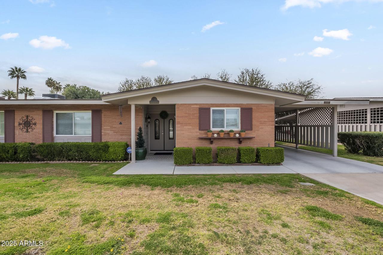 10417 W Deanne Dr., Sun City, AZ 85351