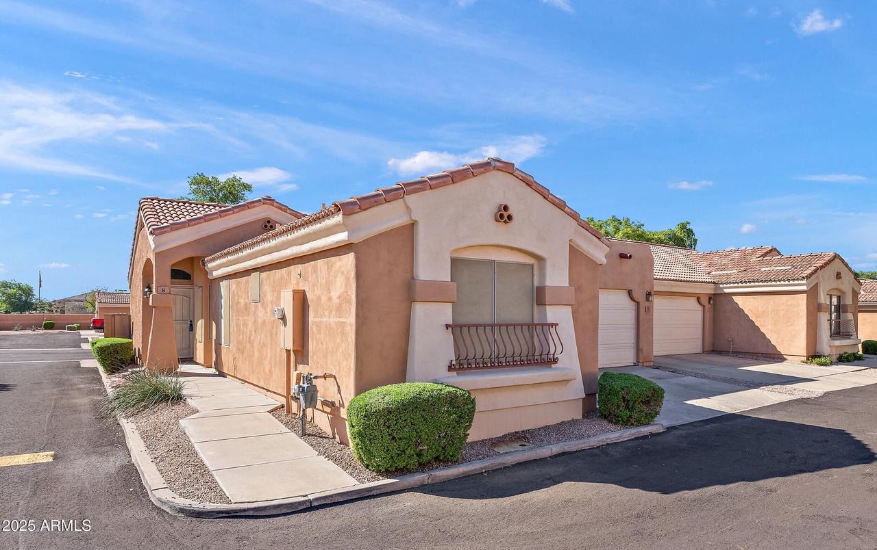 1260 S Lindsay Rd. #8, Mesa, AZ 85204