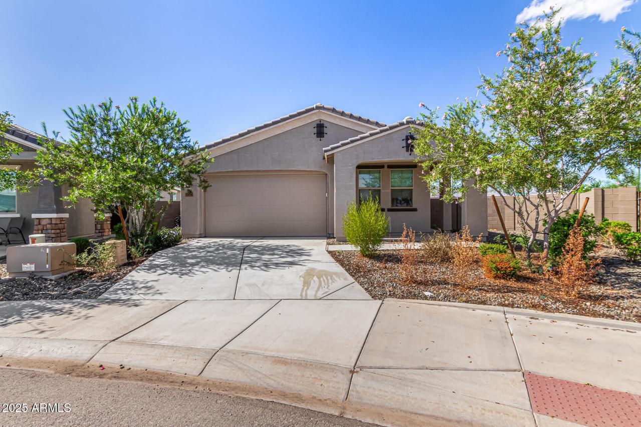 5956 N 188th Ln., Litchfield Park, AZ 85340