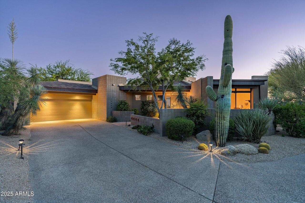 10699 E Fernwood Ln., Scottsdale, AZ 85262