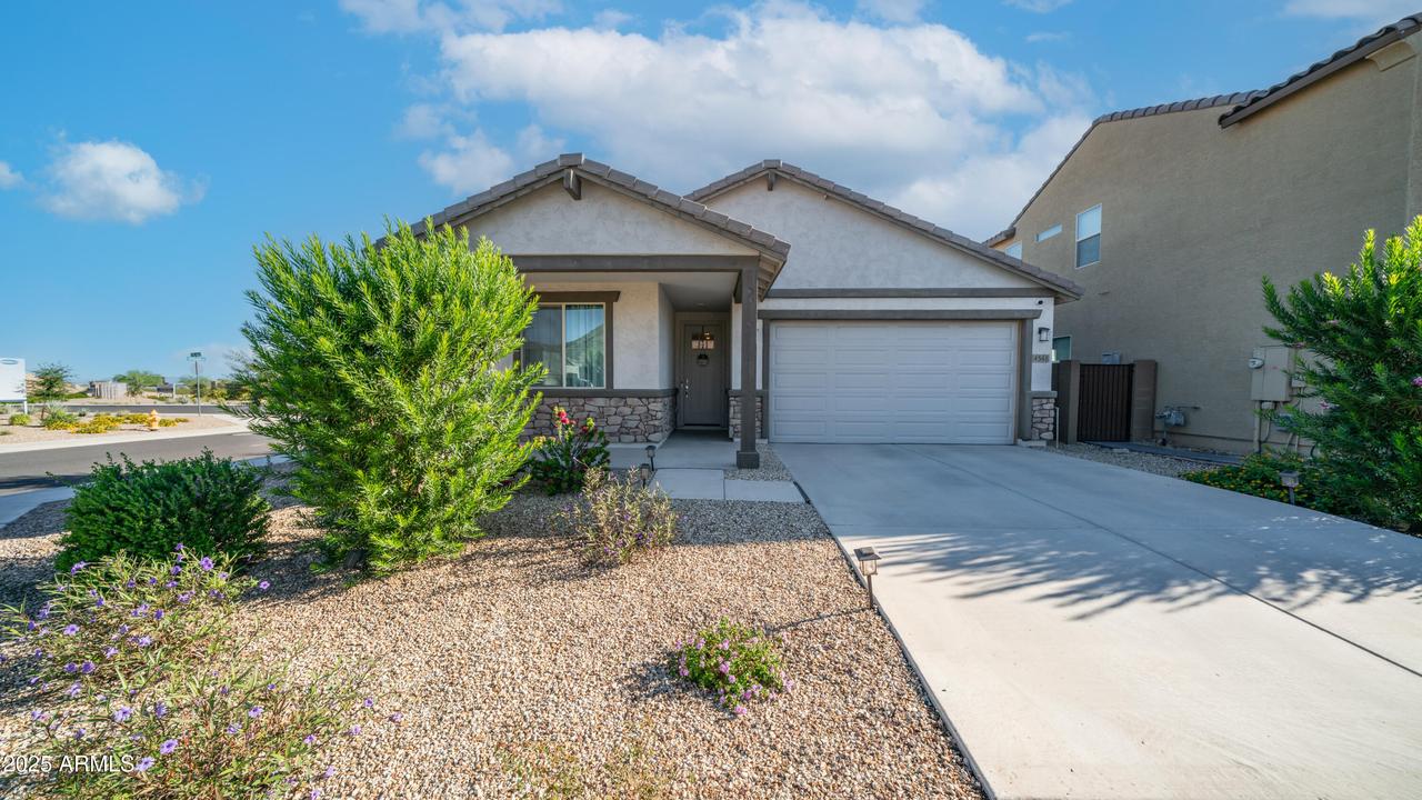 4548 W Charlie Dr., San Tan Valley, AZ 85144