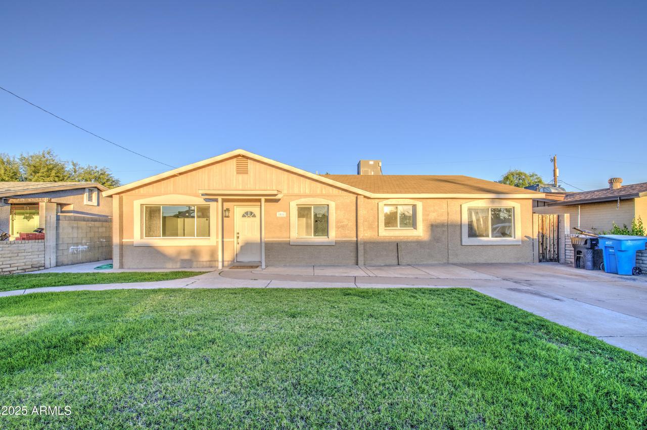 2511 N 48th Dr., Phoenix, AZ 85035