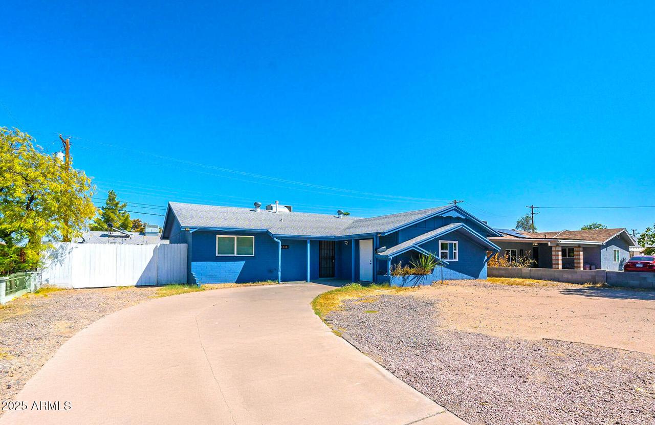 3115 N 55th Ave., Phoenix, AZ 85031