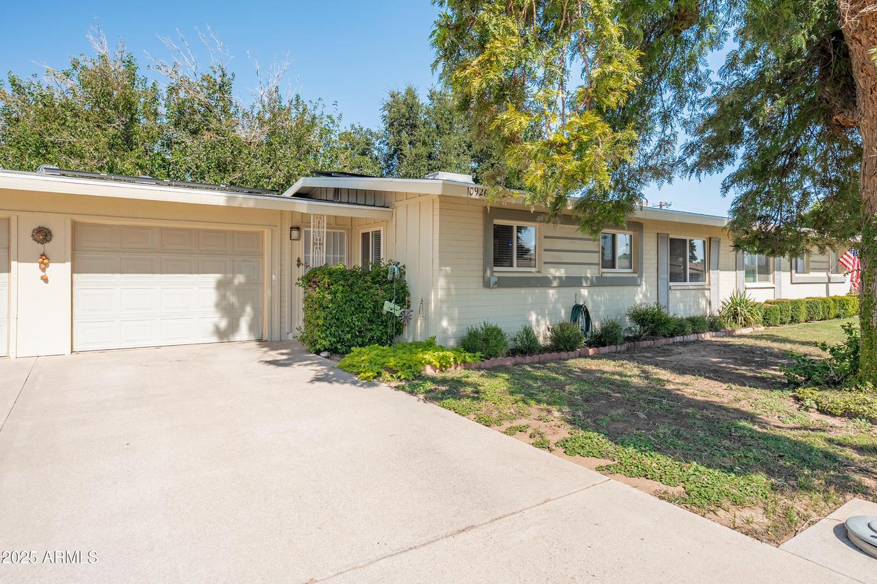 10926 W Abbott Ave., Sun City, AZ 85351