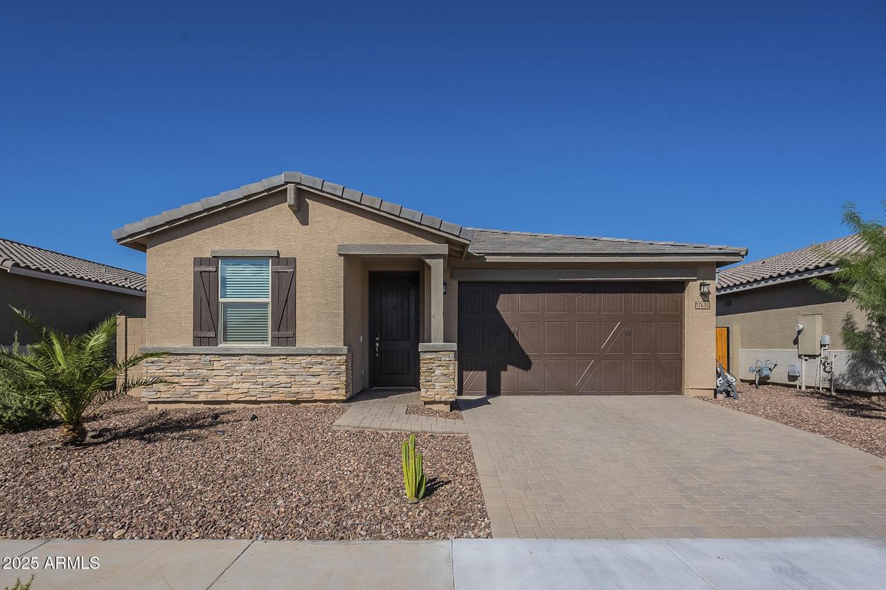 17430 W Red Fox Rd., Surprise, AZ 85387