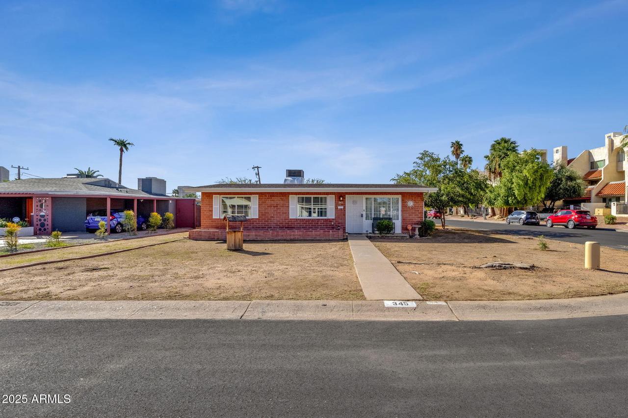 343 W Montecito Ave., Phoenix, AZ 85013