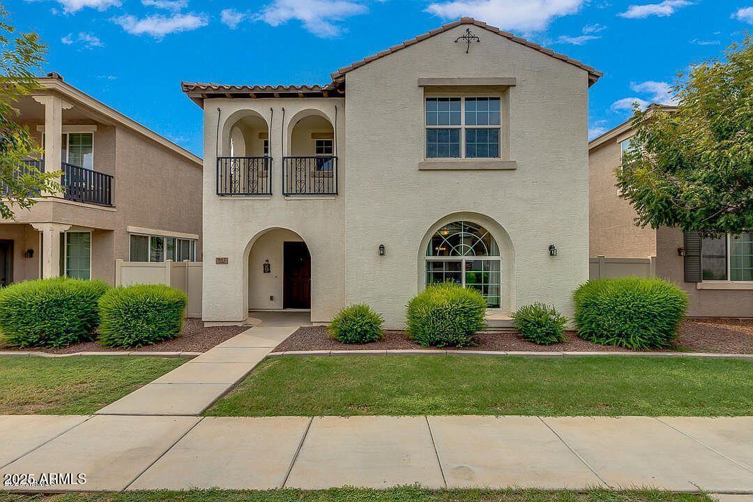 967 S Brewer Dr., Gilbert, AZ 85296