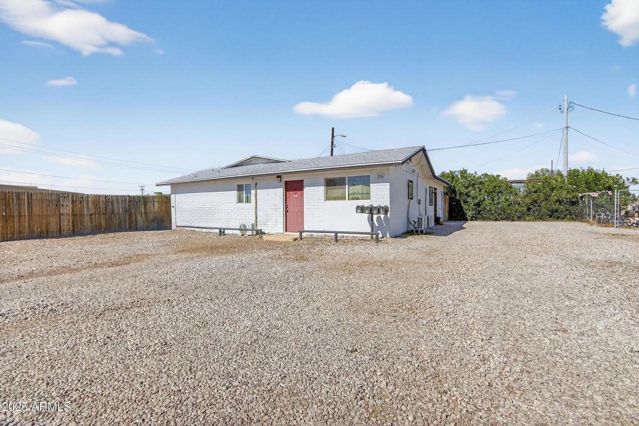 104 E Roosevelt Ave., Buckeye, AZ 85326