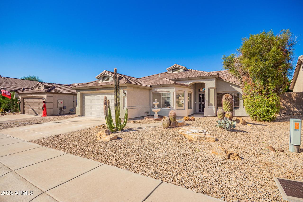 6414 W Briles Rd., Phoenix, AZ 85083
