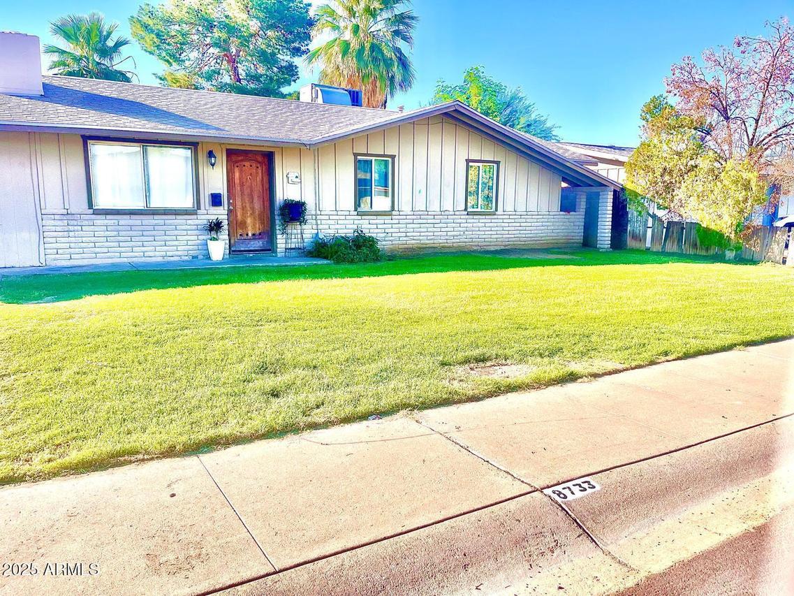 8733 W Turney Ave., Phoenix, AZ 85037