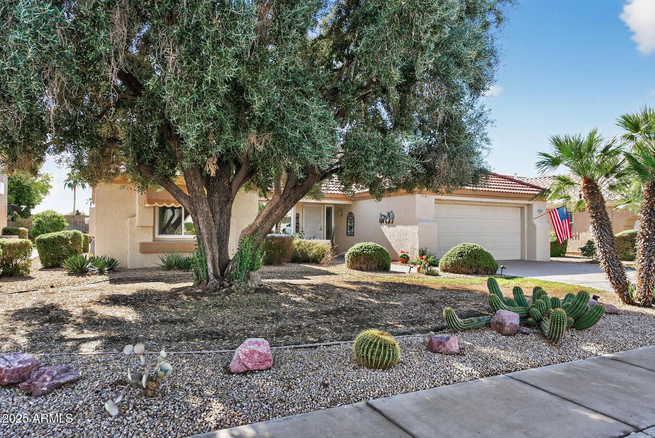 14111 W Circle Ridge Dr., Sun City West, AZ 85375