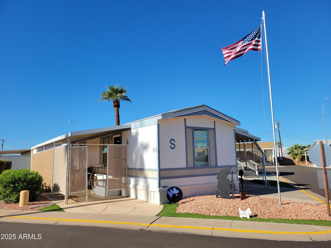 2460 E Main St. #B9, Mesa, AZ 85213