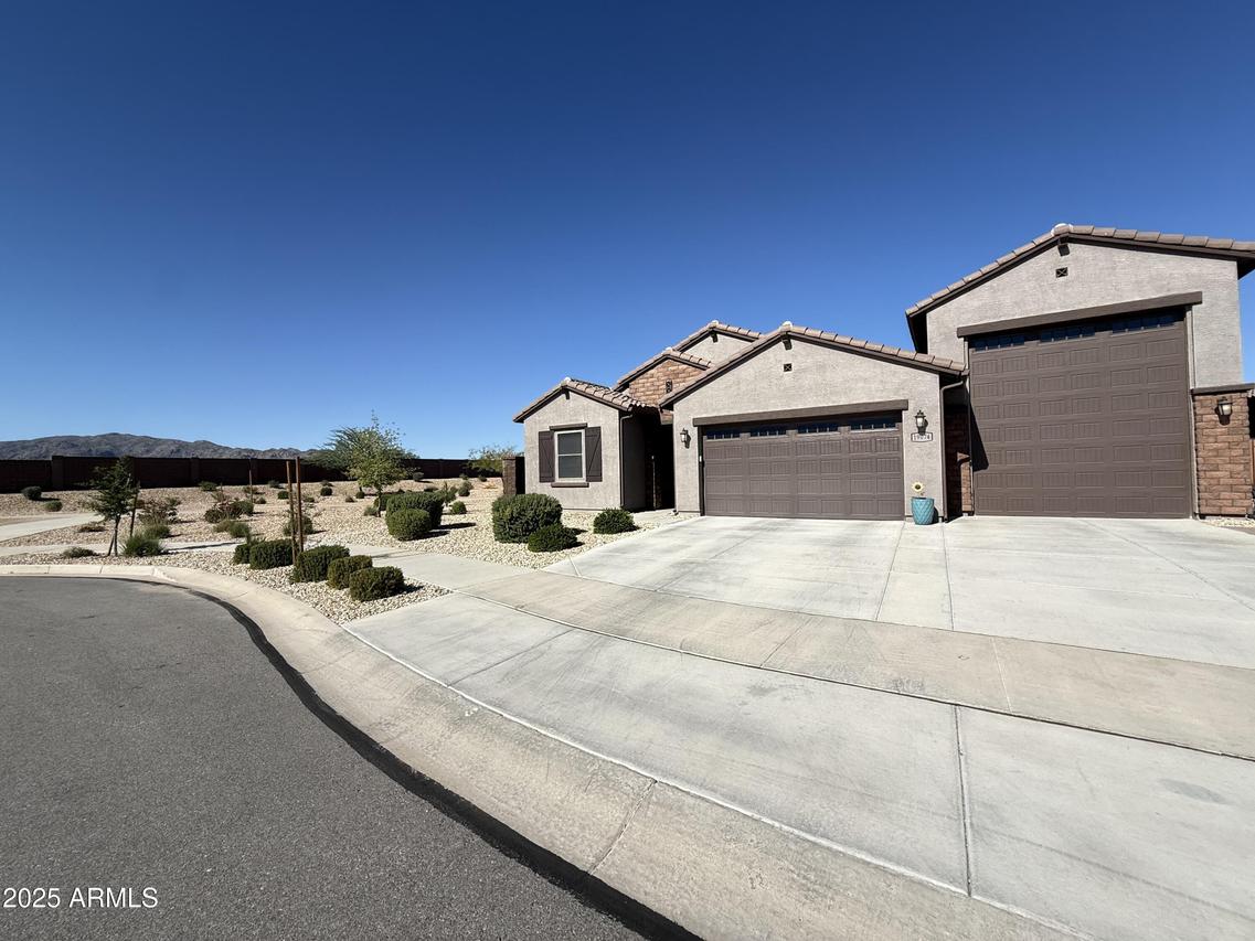 19074 W Sierra St., Surprise, AZ 85388
