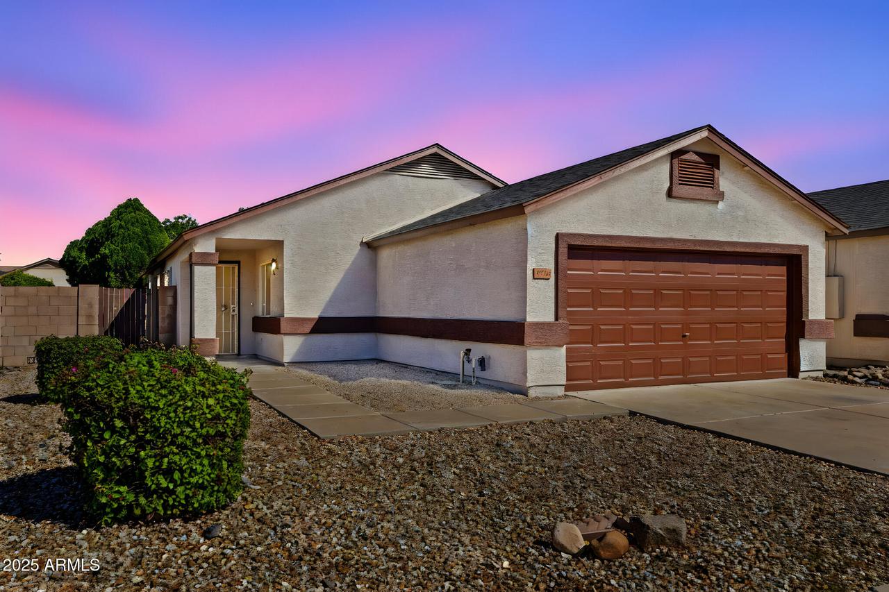 2926 W Potter Dr., Phoenix, AZ 85027