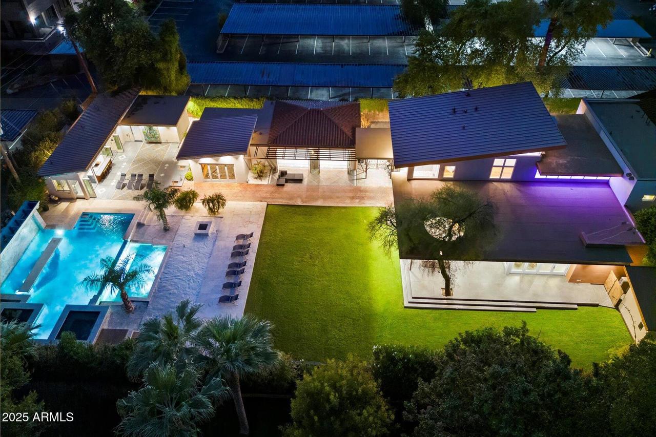 341 E Monte Vista Rd., Phoenix, AZ 85004