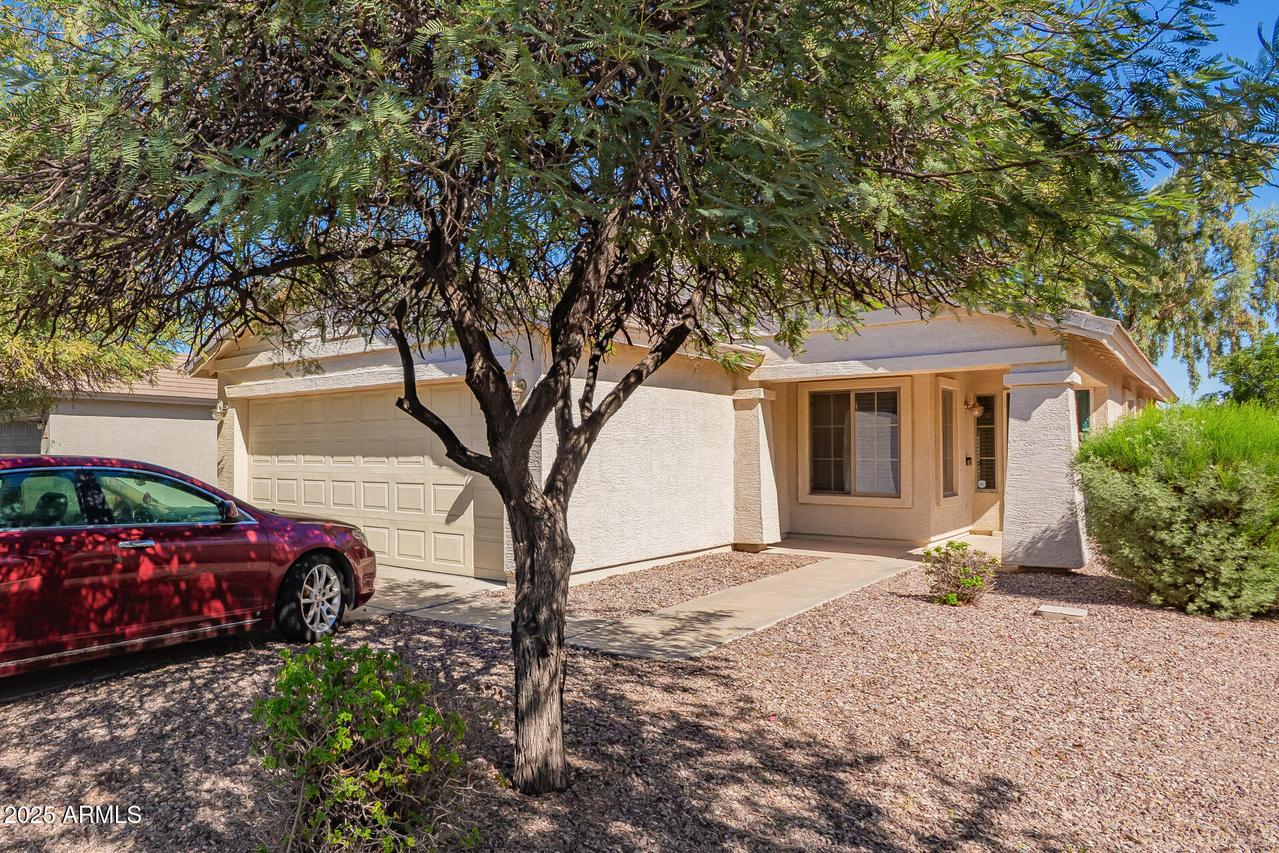 34631 N Picket Post Dr., San Tan Valley, AZ 85144