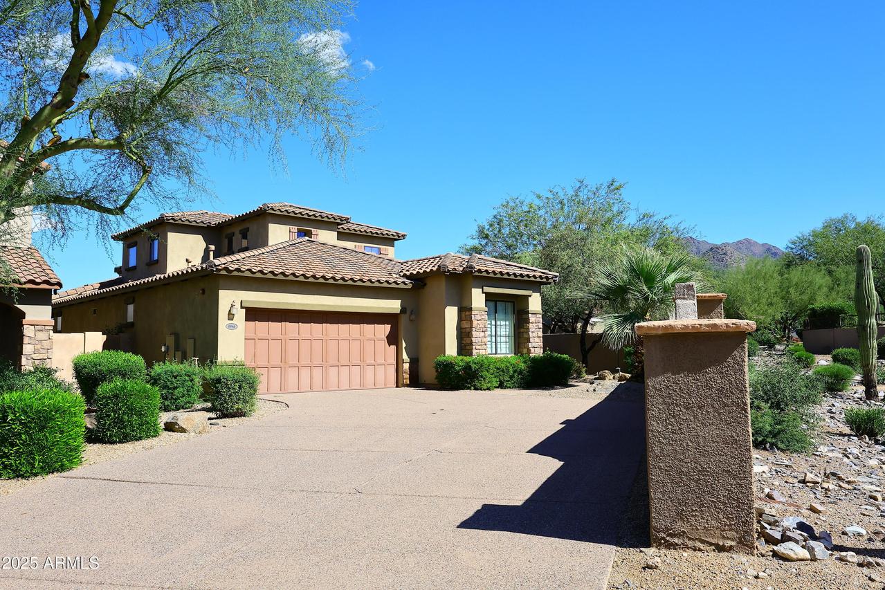 9946 E Cactus Tr., Scottsdale, AZ 85255