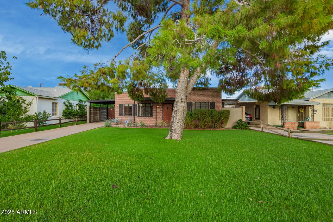 2205 N 16th Ave., Phoenix, AZ 85007
