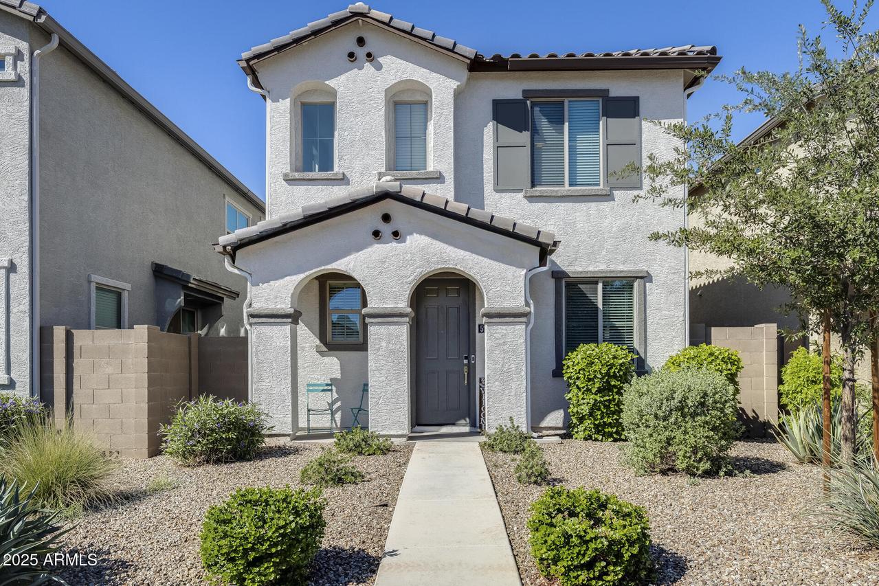 5742 W Illini St., Phoenix, AZ 85043